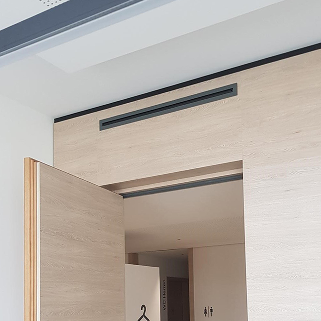 Diffuseur de ligne aluminium avec 4 lames orientables - 2000 mm - RAL 9010
